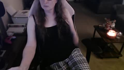 Snapshot of kait331 chatting on 6, 10, 2025 Camprincess331 online show from 6, 10, 2025