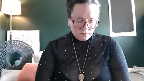 kaitrosss online show from 2, 3, 2026