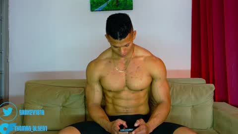 kale thomson online show from 20, 5, 2026