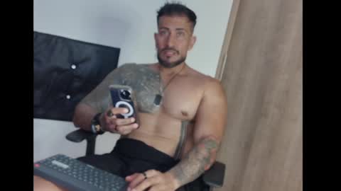 Snapshot of kaleth_price chatting on 4, 3, 2025 Kaleth Price online show from 4, 3, 2025