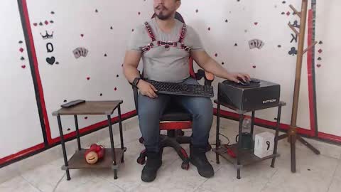 Snapshot of kalethbigdick88 chatting on 5, 10, 2025 Kaleth online show from 5, 10, 2025