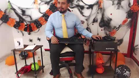 Snapshot of kalethbigdick88 chatting on 30, 10, 2025 Kaleth online show from 30, 10, 2025