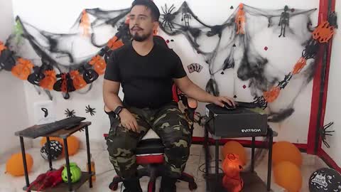 Snapshot of kalethbigdick88 chatting on 2, 11, 2025 Kaleth online show from 2, 11, 2025