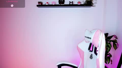 Kali Ka Please help me with your thumbs up its important   dont forget my birthday on October 26 online show from 19, 9, 2025