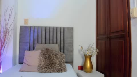 Snapshot of kalimonroee chatting on 17, 12, 2024 KaliMonroe online show from 17, 12, 2024