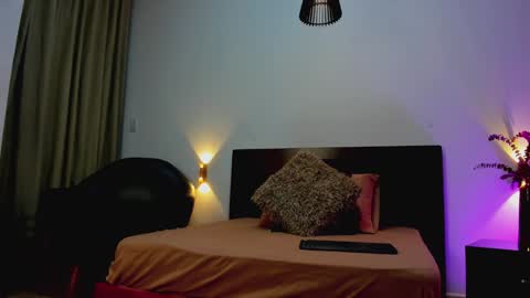 Snapshot of kalimonroee chatting on 14, 1, 2025 KaliMonroe online show from 14, 1, 2025