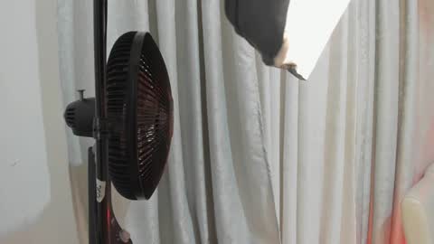 Snapshot of kalimonroee chatting on 31, 1, 2025 KaliMonroe online show from 31, 1, 2025