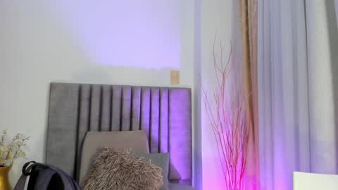 Snapshot of kalimonroee chatting on 5, 2, 2025 KaliMonroe online show from 5, 2, 2025