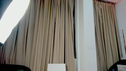 Snapshot of kalimonroee chatting on 8, 2, 2025 KaliMonroe online show from 8, 2, 2025