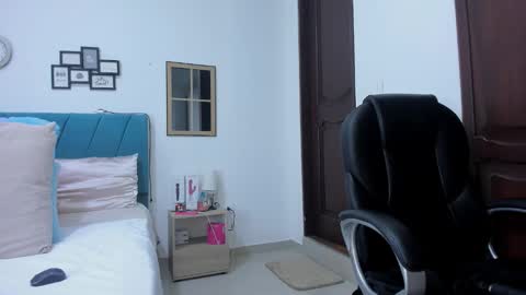 Kamilalopez online show from 18, 11, 2025