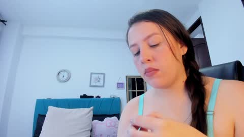 Kamilalopez online show from 22, 5, 2026