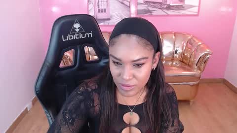 Snapshot of kamala_a chatting on 24, 11, 2025 Kamala. Live 2100 - 600 online show from 24, 11, 2025