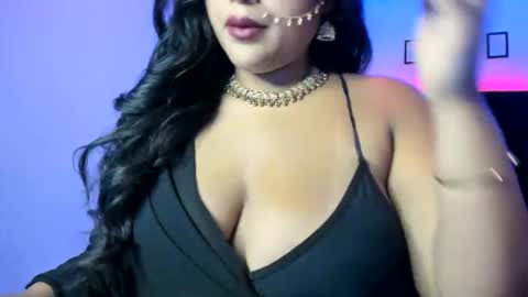 Online 800 to 1400 online show from 5, 5, 2026