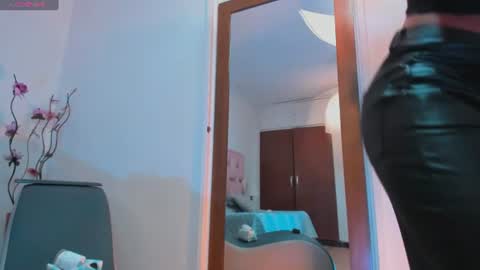 Snapshot of kamila_arias chatting on 27, 6, 2026 online show from 27, 6, 2026