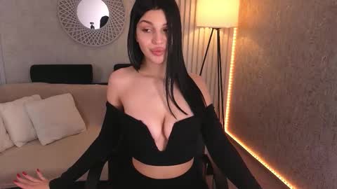 Snapshot of kamilajuicy chatting on 5, 3, 2026 KamilaJuicy online show from 5, 3, 2026