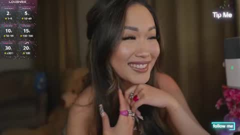 kamilee__xo online show from 17, 6, 2026