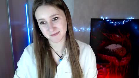 kamilla_love_ online show from 21, 4, 2026