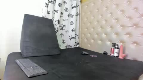 Snapshot of kamilo_gx chatting on 8, 10, 2025 KAMI online show from 8, 10, 2025