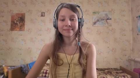 Mari  Simmons online show from 3, 10, 2025