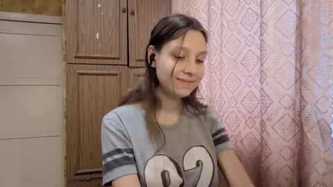 Mari  Simmons online show from 14, 11, 2025