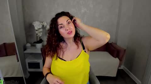 kandy_balls online show from 12, 11, 2025