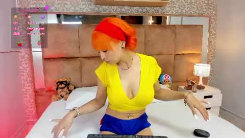 Snapshot of kandygirl_023 chatting on 7, 7, 2026 hello Im Danni online show from 7, 7, 2026