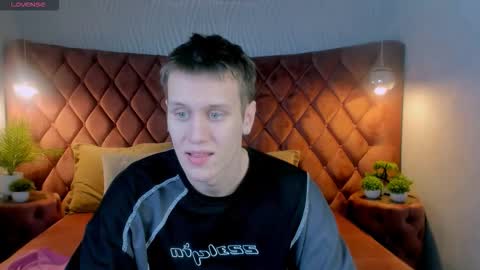 Snapshot of kane_wolfs chatting on 4, 10, 2025 Kane online show from 4, 10, 2025