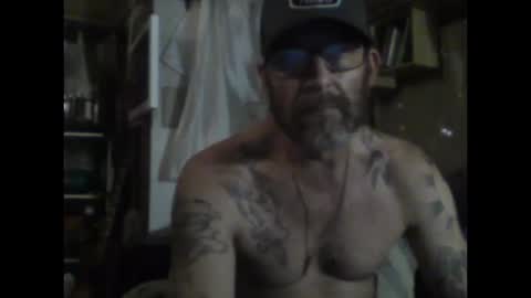 Snapshot of kaneisyours2420 chatting on 10, 10, 2025 Tucker online show from 10, 10, 2025