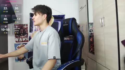 Snapshot of kanekixxxhot chatting on 8, 2, 2026 andres online show from 8, 2, 2026