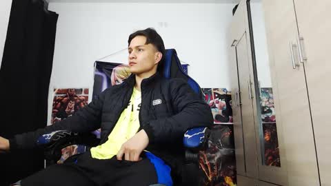 Snapshot of kanekixxxhot chatting on 18, 3, 2026 andres online show from 18, 3, 2026