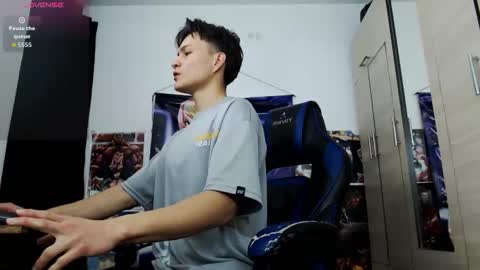 Snapshot of kanekixxxhot chatting on 26, 3, 2026 andres online show from 26, 3, 2026