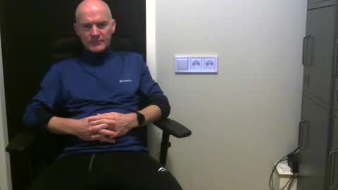 Robbie online show from 16, 12, 2025