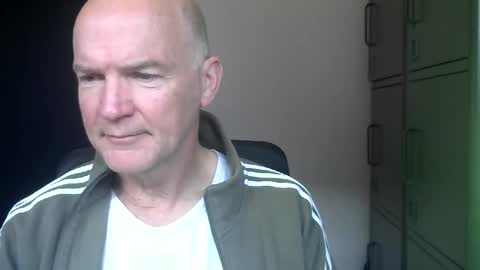 Robbie online show from 19, 4, 2026