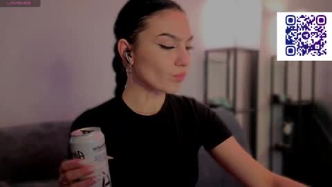 kara_life online show from 27, 4, 2026