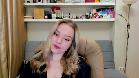 Snapshot of kara_smith_ chatting on 12, 12, 2024 Kara. Off from 15th till 24th of December online show from 12, 12, 2024