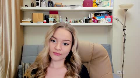 Snapshot of kara_smith_ chatting on 29, 1, 2025 Kara. Off from 15th till 24th of December online show from 29, 1, 2025