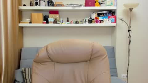 Snapshot of kara_smith_ chatting on 14, 2, 2025 Kara. Off from 15th till 24th of December online show from 14, 2, 2025