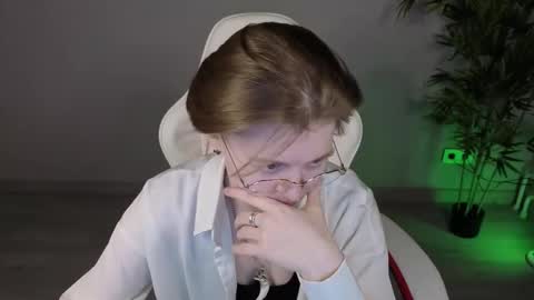 Karen online show from 10, 3, 2026