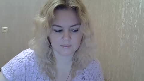 karennelsonx online show from 13, 2, 2025