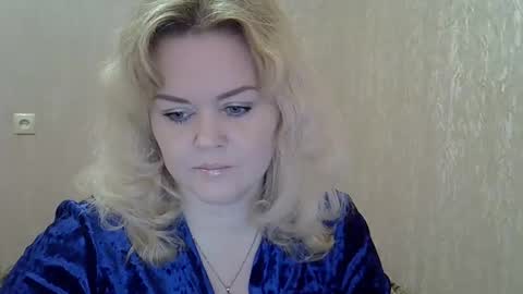 karennelsonx online show from 14, 2, 2025