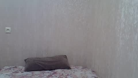 karennelsonx online show from 23, 2, 2025