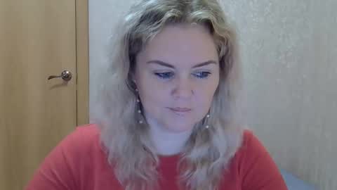 karennelsonx online show from 5, 10, 2025