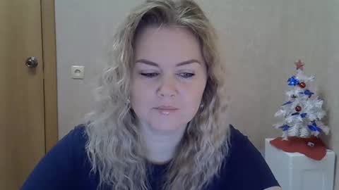 karennelsonx online show from 22, 12, 2025