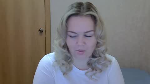 karennelsonx online show from 8, 4, 2026