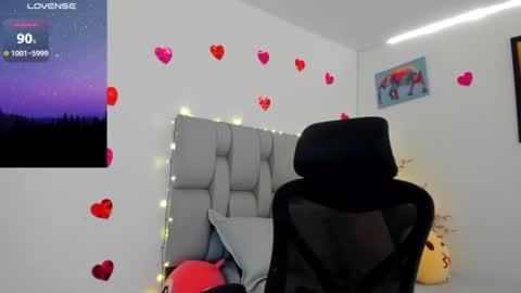 Snapshot of karin_grey69 chatting on 3, 4, 2026 Karin online show from 3, 4, 2026