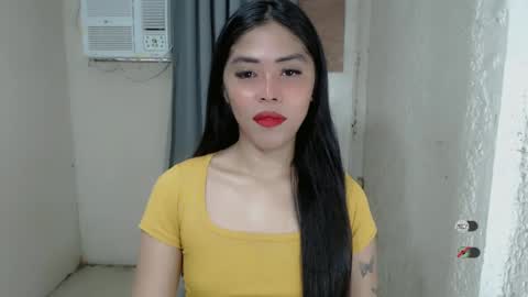 Snapshot of karina_fuckdoll chatting on 26, 2, 2025 I AM BELLE online show from 26, 2, 2025