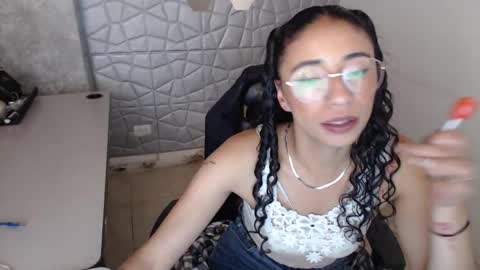 karinaa_m_ online show from 15, 1, 2026