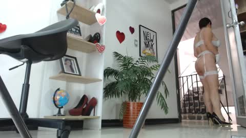 Karin online show from 15, 2, 2025