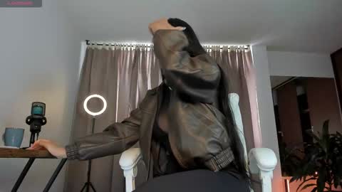 Snapshot of karinnixx chatting on 12, 2, 2026 Karin online show from 12, 2, 2026