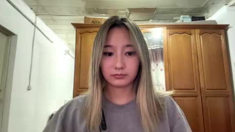 karissagius online show from 27, 6, 2026